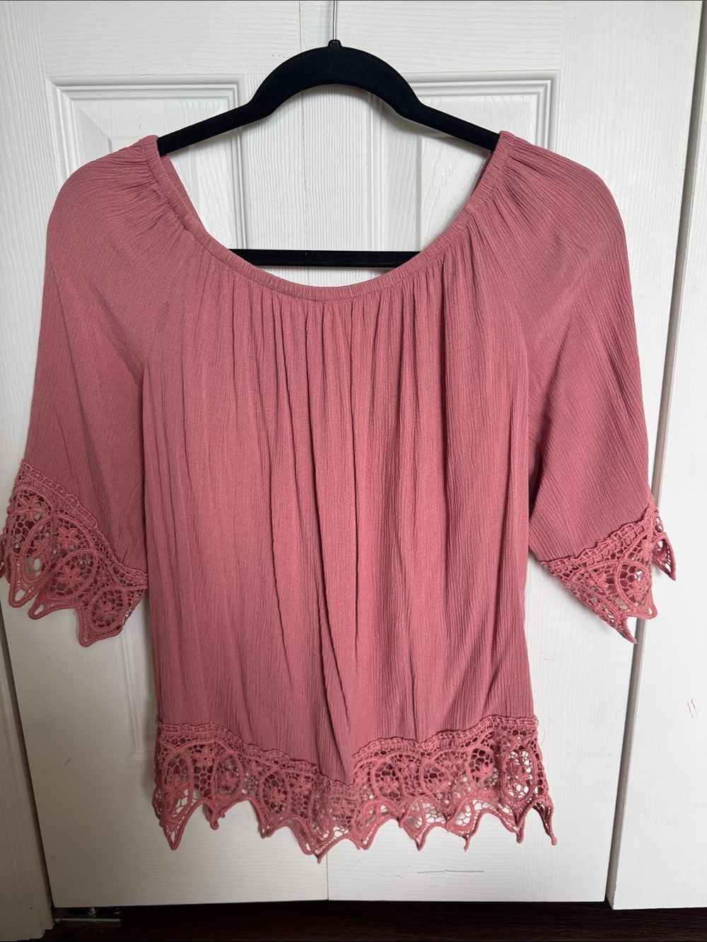 Women's Rose-Pink Crochet-Hem Peasant Top